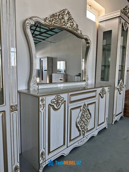 Пинал комод сандик, сотилади. 1 йил болди енгидек