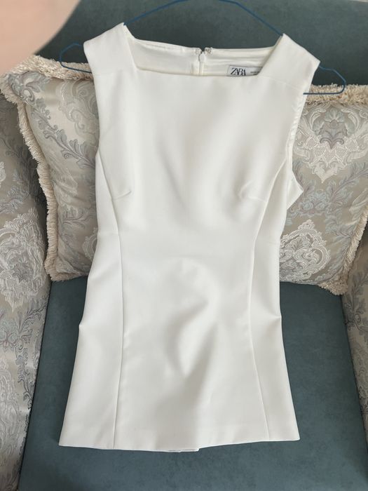 Платье XS от ZARA, носила всего один раз.