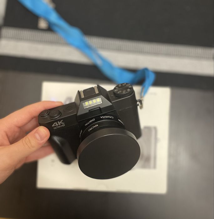 Цифров фотоапарат 4K – почти нов!