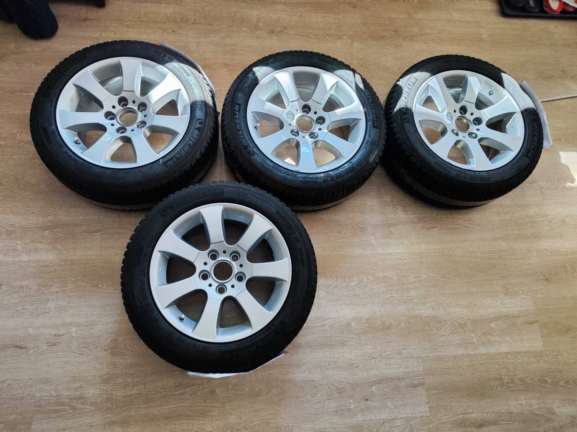 4 jante originale BMW si 4 anvelope iarna Michelin Alpin 5 pe R16