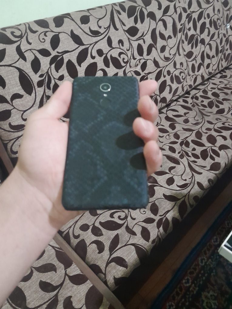 Redmi 5 sotiladi