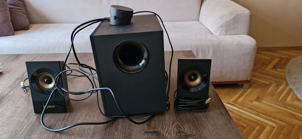 Комплект колонки + subwoofer Logitech