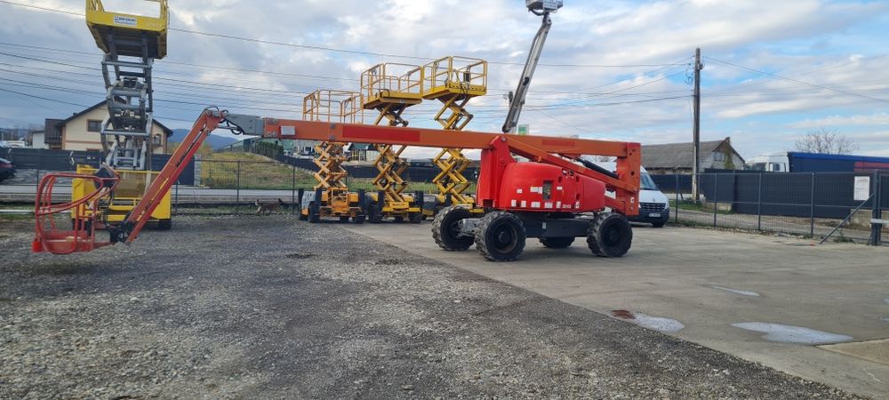 Nacela cu Brat articulat Haulotte de 26m