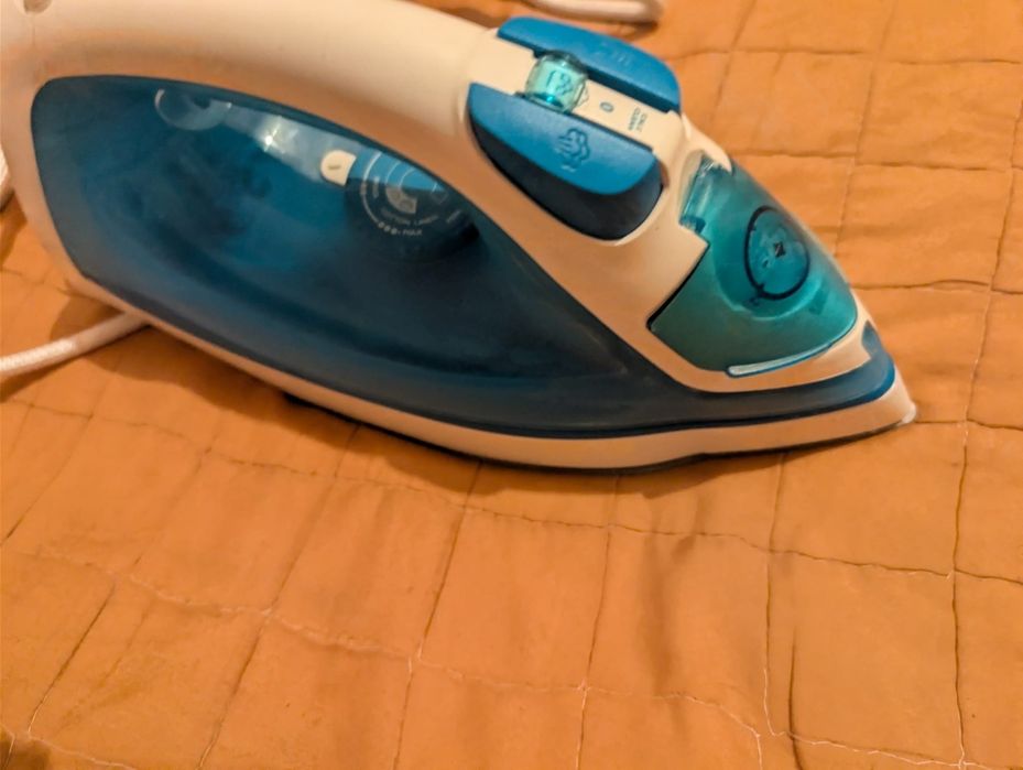 Vând masina de calcat