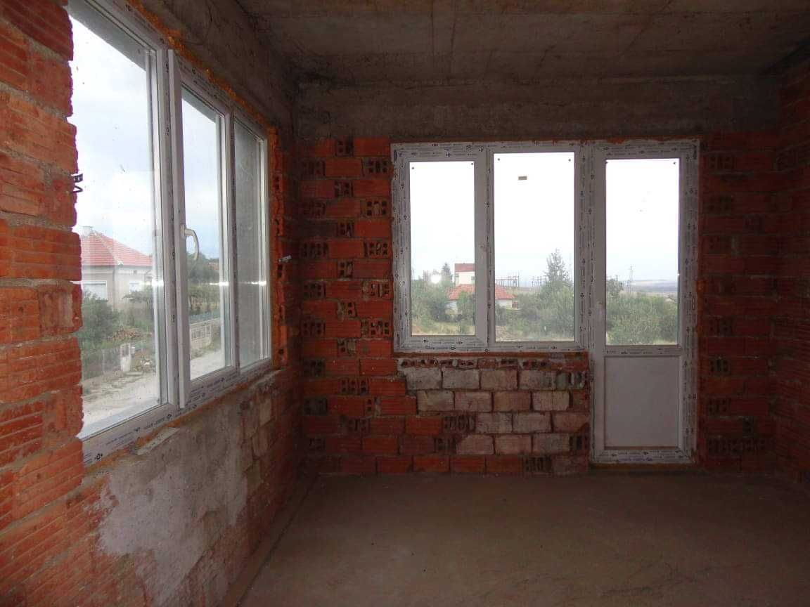 Продавам къща в Оряхово, обл. Враца