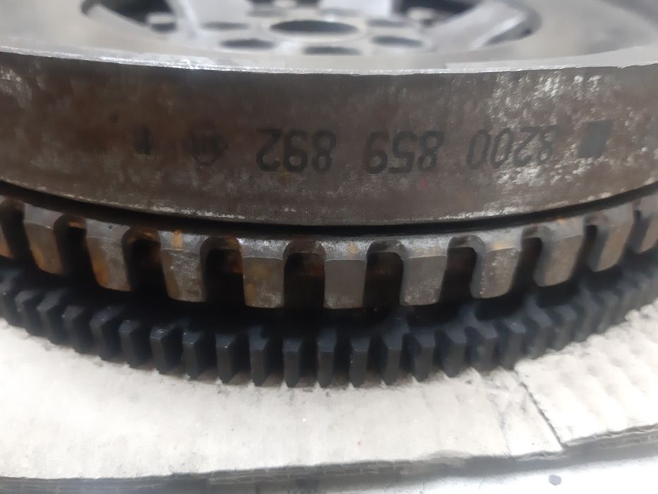 Kit ambreiaj renault megane 3 scenic 3 laguna 3  1.5dci