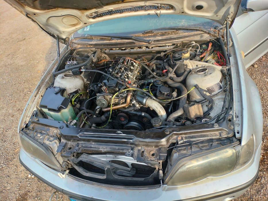 Dezmembrari  BMW 3 (E46)  1998  > 2007 320 d Motorina