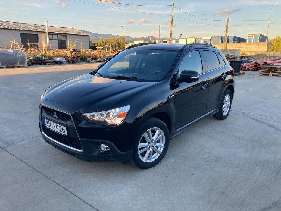 Mitsubishi ASX 4 x 4 / INSTYLE / PANO / Xenon / Piele / Kamera / RATE 0%