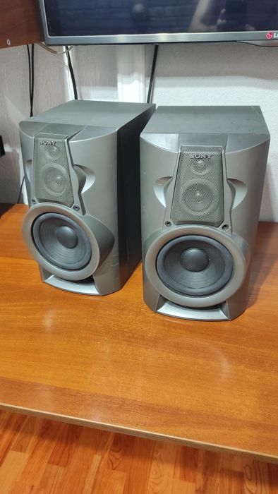 Колонки SONY с динамиками