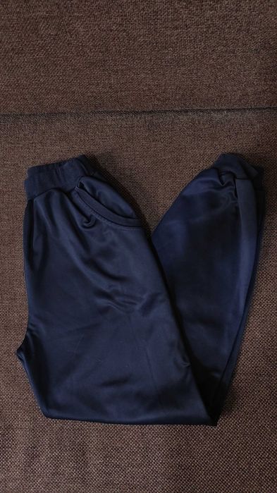 Теплая одежда на мальчика, рост 134-140 см