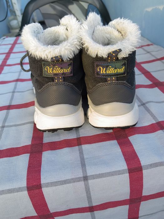 Зимни обувки/Боти/Апрески Willard Cinamon