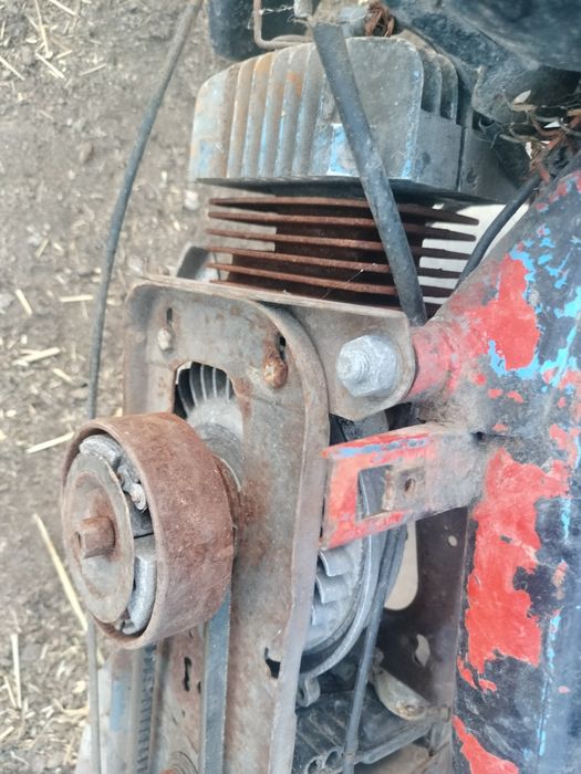 Moped cu pedale 49cc