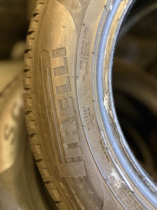 215/65/16 Pirelli, în stare bună!