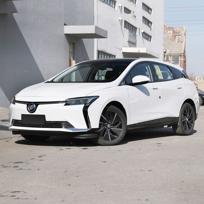 Продаётся электромобиль Buick Velite 6