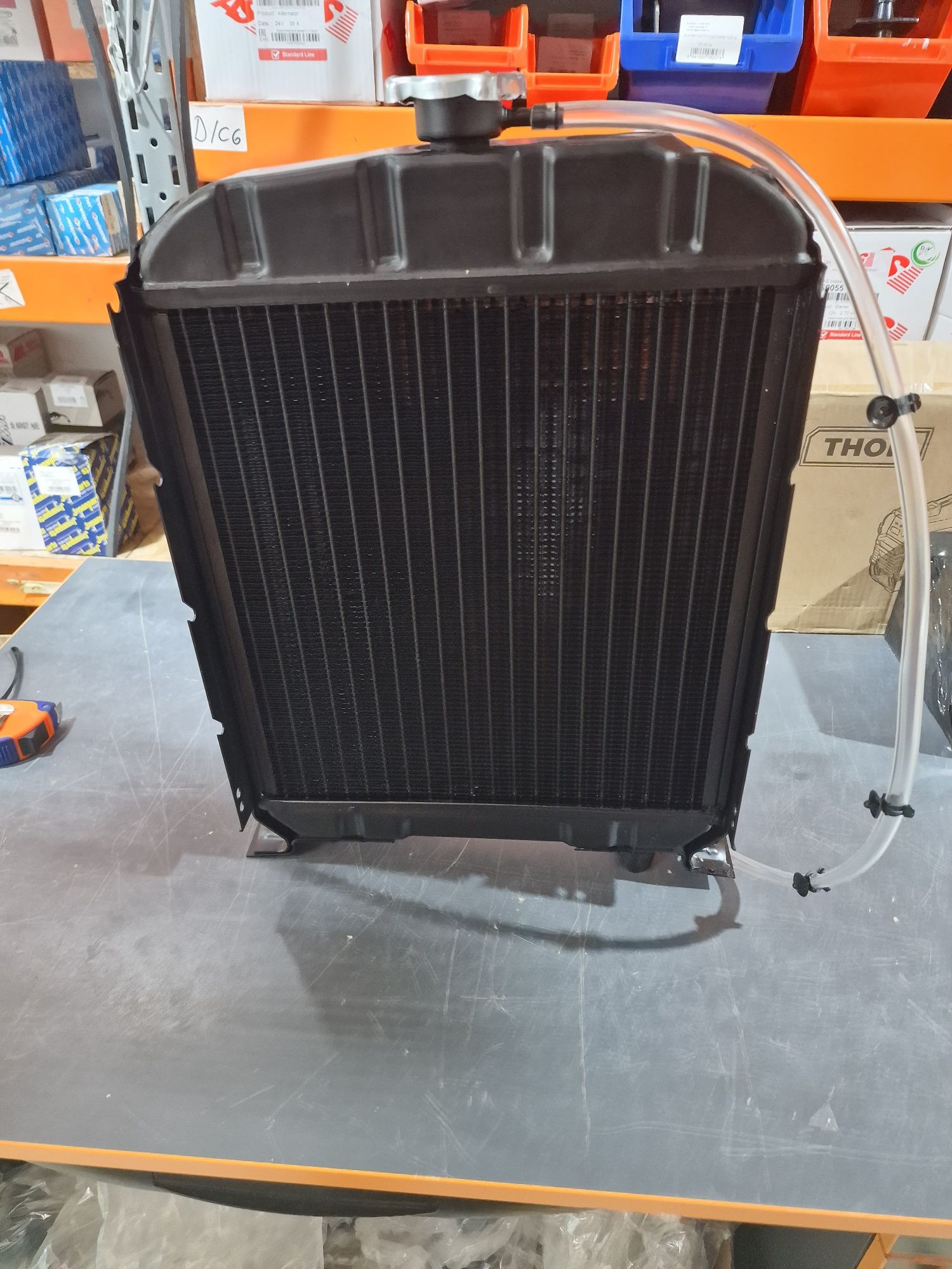 Radiator tractor fiat 211.215.250 preț 1650 lei se poate trimite prin