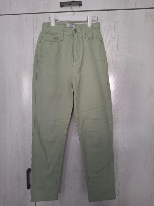 Продам джинсы новые