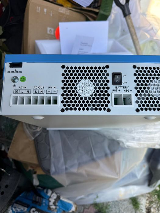 Invertor solar hibrid de 4500w nou