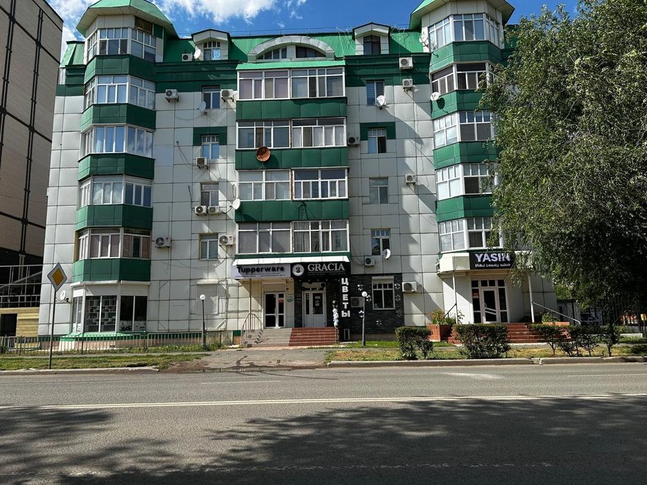 Продам 2-х ком кв центр