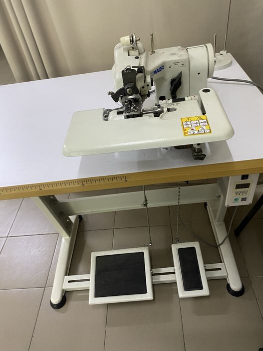 Masina de cusut stafir Maier