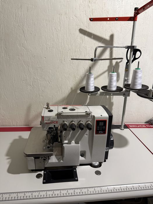 Швейная машинка и оверлок брюс