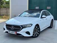 Mercedes-Benz E Mercedez-Benz E-Class Edition Avangarde 220D