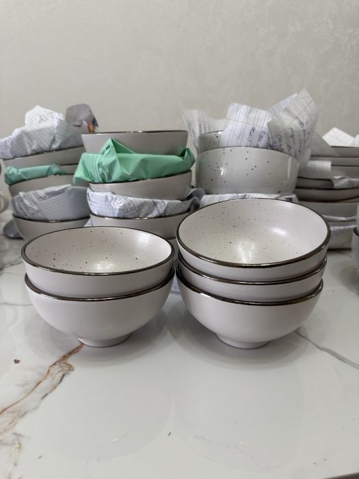 Прлдам посуду в отличном состоянии