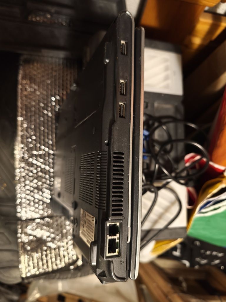 Лаптоп Acer TravelMate 2428 ANWXCi
