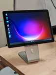 Vând Microsoft Surface Go 2 128gb 8gb ram cu stand metalic MacLocks