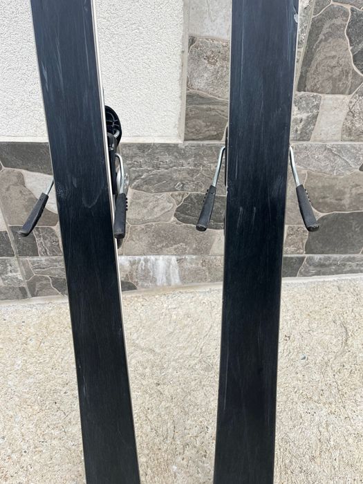 Зимни ски Stockli