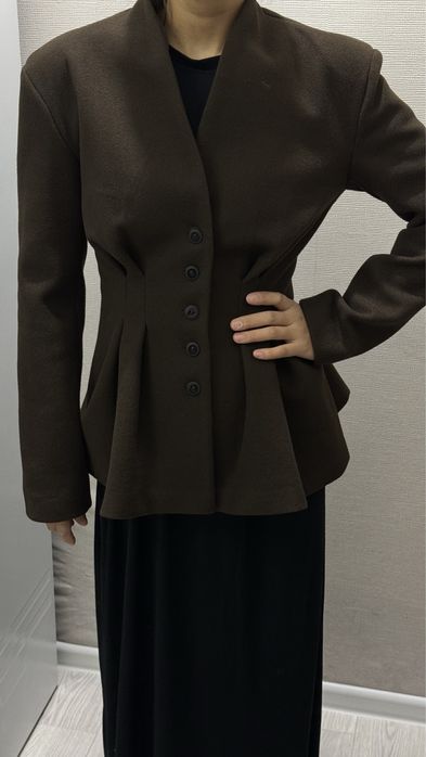 Продам стильные пиджак