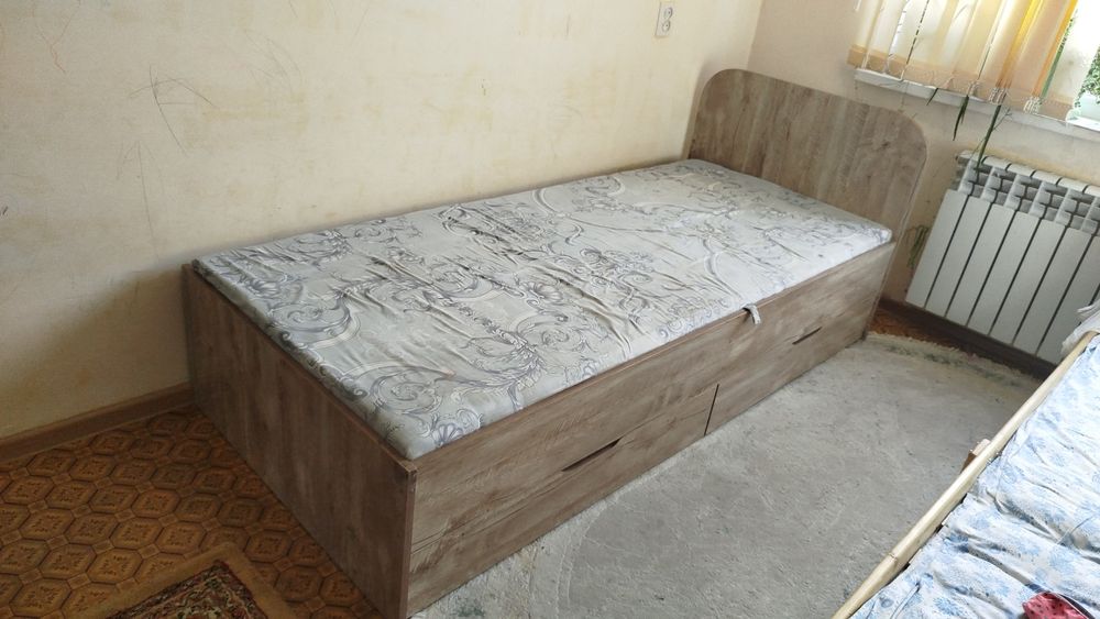 Срочно продаю кровать