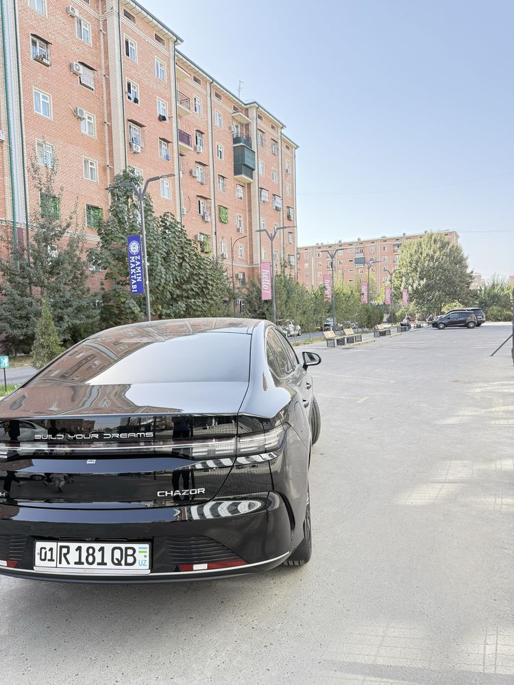 Byd chazor hybrid 1.100 km