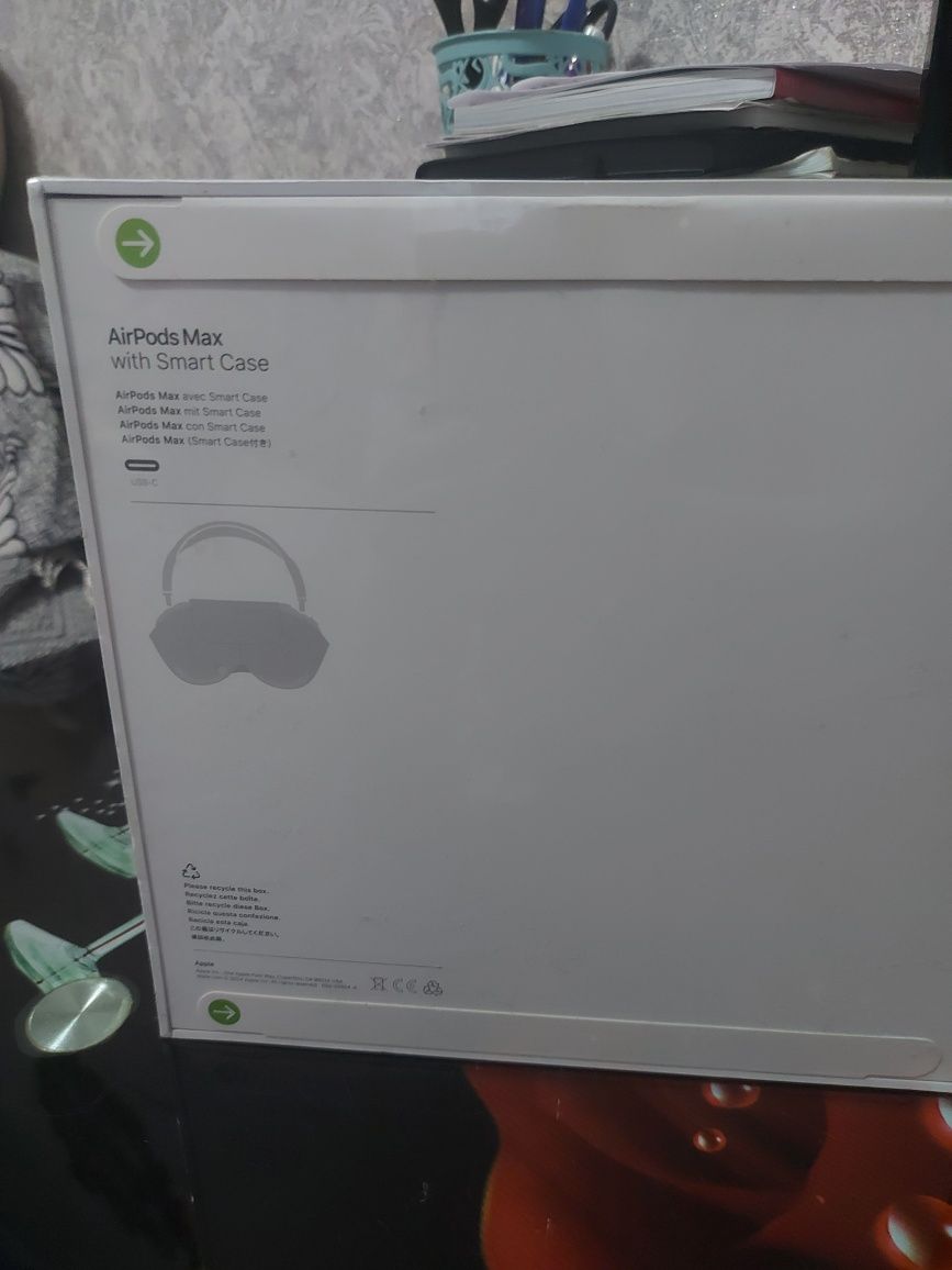 Apple airpods max