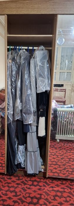 4 eshikli 2 oynali katta shkaf – 240×200×70 sm, arzon!