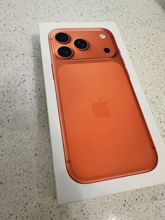 Iphone 17 Pro Cosmic Orange 256Gb *НОВ*