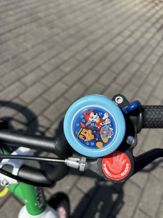 Bicicleta Woom 3 cu cric si clopotel