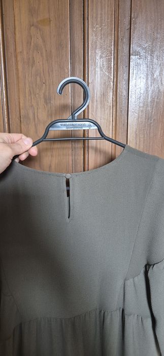 Спортно-елегантна рокля Sisley