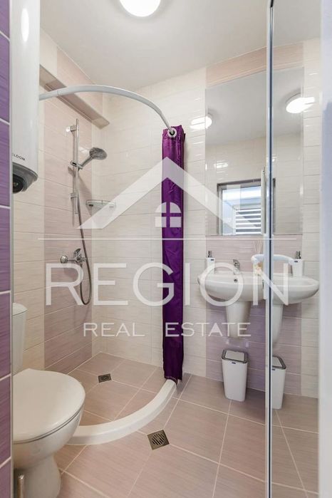 Дава се под наем Едностаен апартамент в Варна, Цветен квартал - 38 кв.м за 306 € - Снимка #4