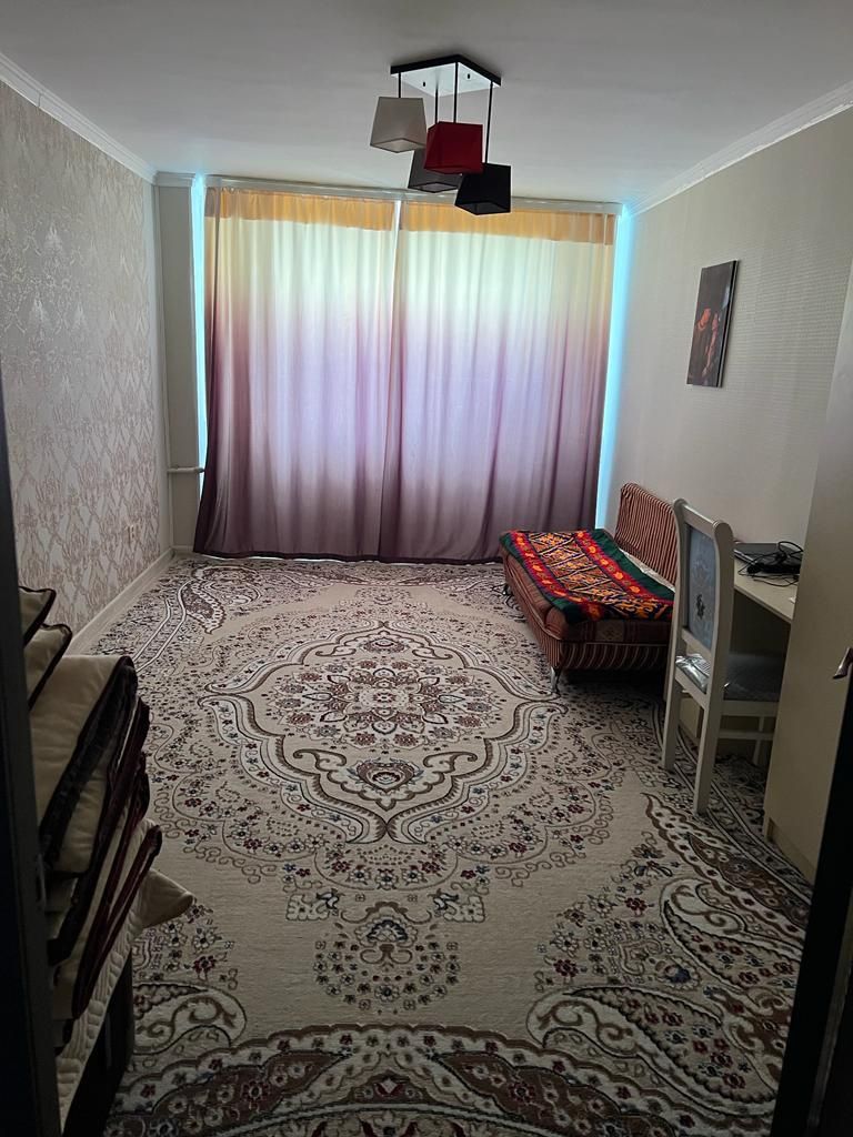 Срочно!!! Продам 3 к.кв 
Р-он 12-мкр  9/9 этаж 
кирпич, 2005 год .пост