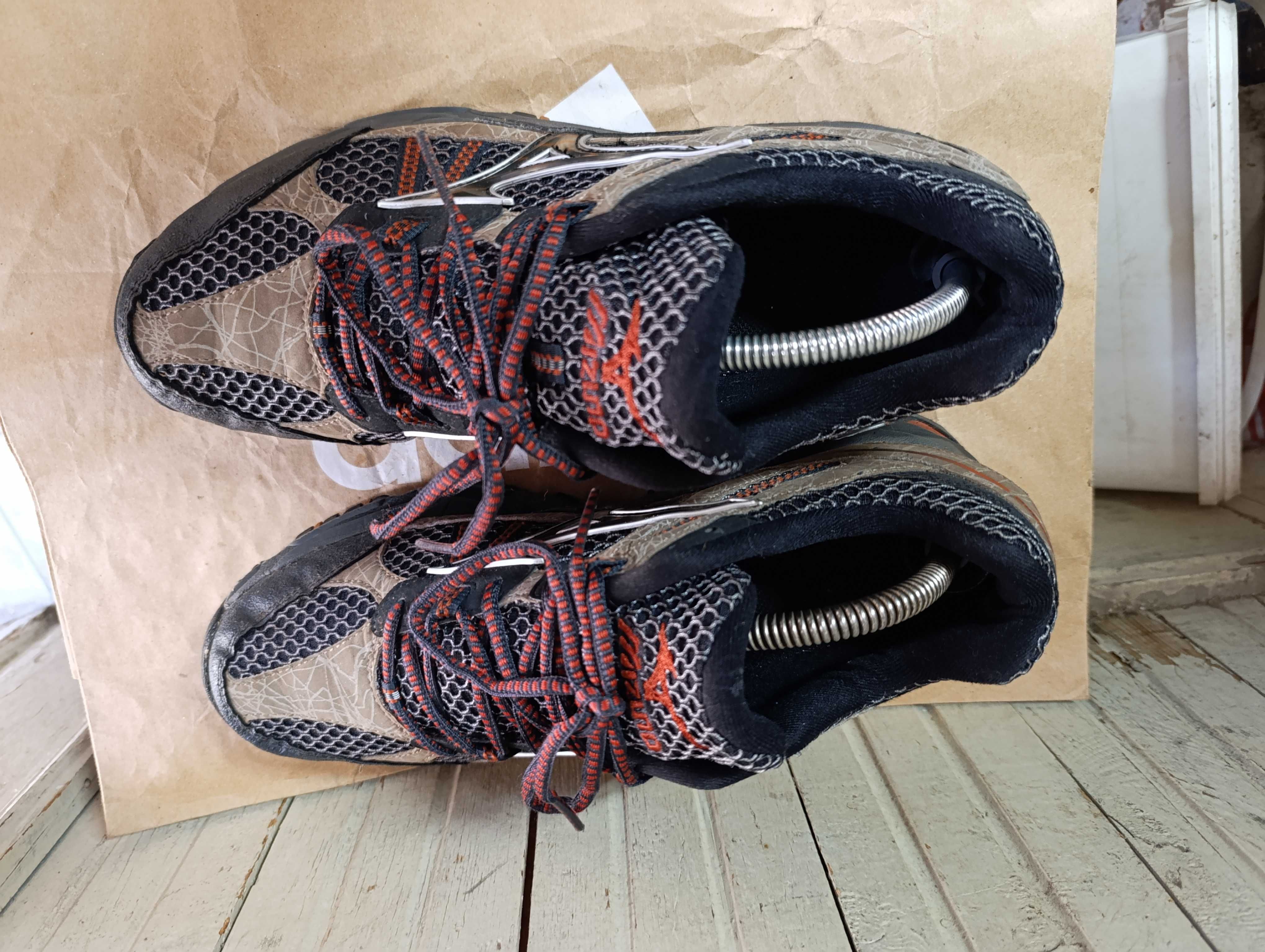 ''Mizuno Wave Escape''оригинални маратонки 44 номер