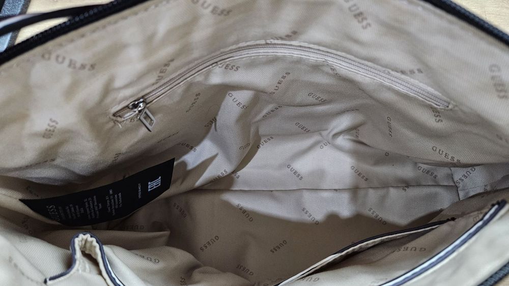 Чанта GUESS / дамска чанта guess