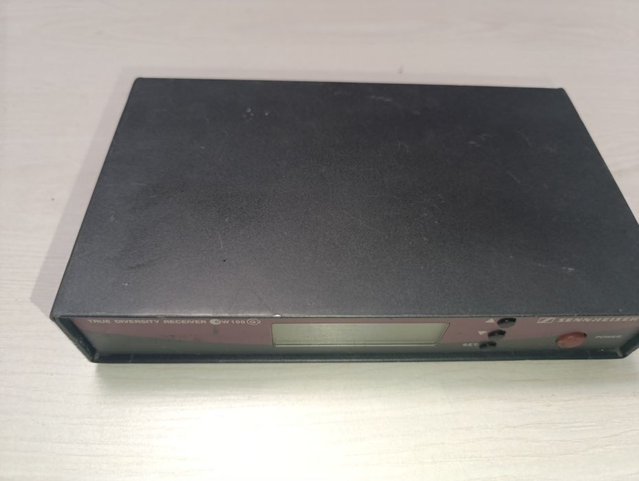 Distasoniy mikrofon uzatuvchi sennheiser