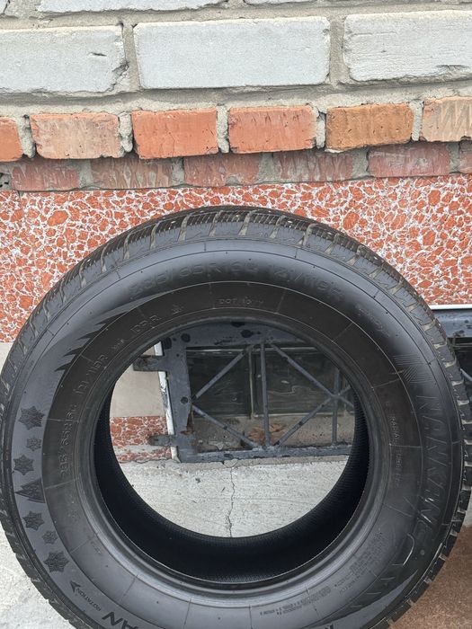 Nankang IV-1 Ice Activia 235/65 R16C 121R с шипами