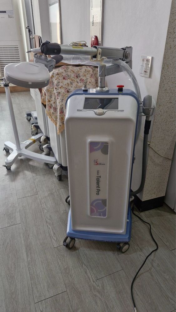 Aparat de stimulare magnetica Salus Talent Pro
