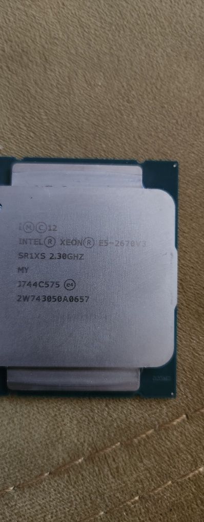 Intel Xeon E5-2670 v3
