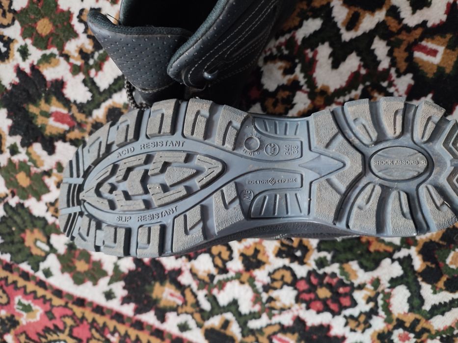 Ботинки рабочие прочные