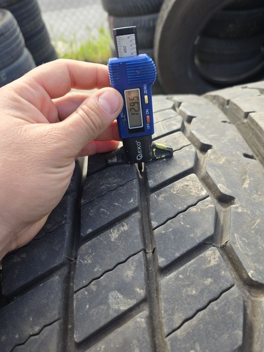 Anvelope de tractiune 295-80r22.5 Matador