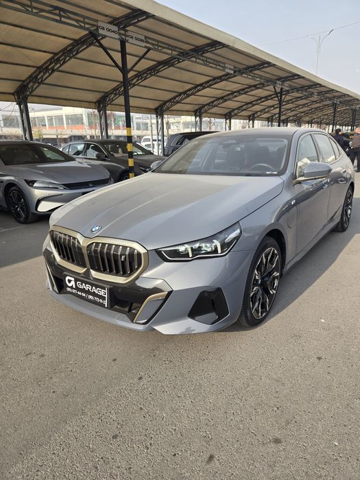 Bmw i5, 35L full