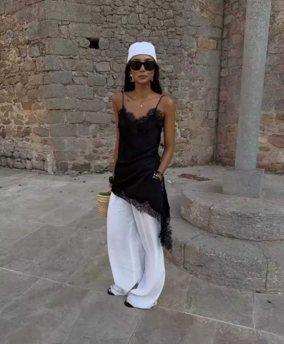 Рокля по модел на Zara