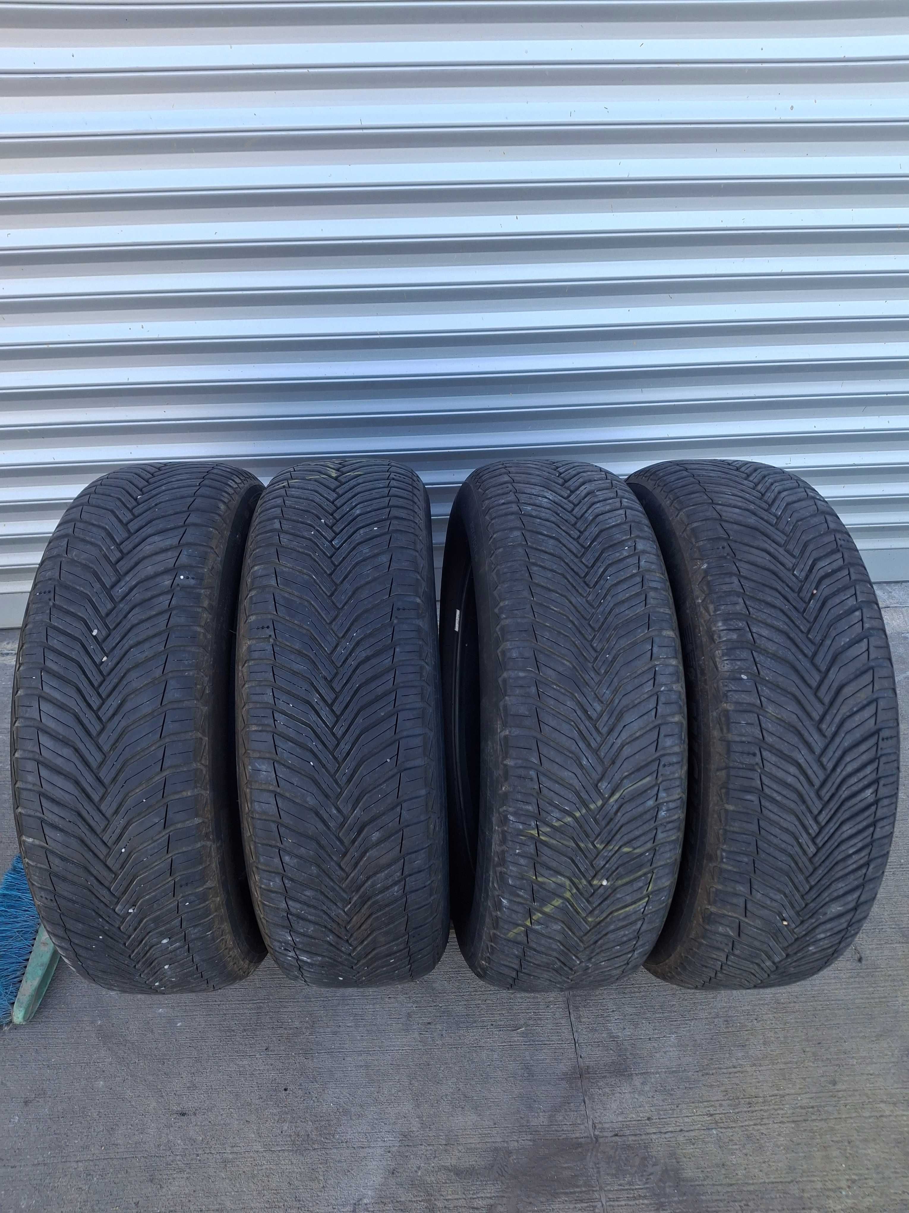 4бр. Всесезонни гуми Michelin 225/60/17 DOT 0723 като нови